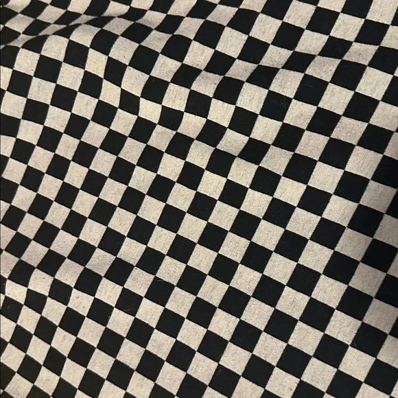 Dressed in Lala Checkered Skirt and Crop Top set size XL - Picture 6 of 9